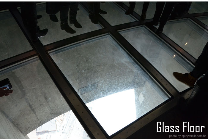 cn_tower_glass-floor